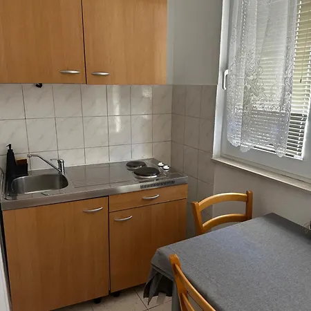 Sevo Lägenhet Trogir